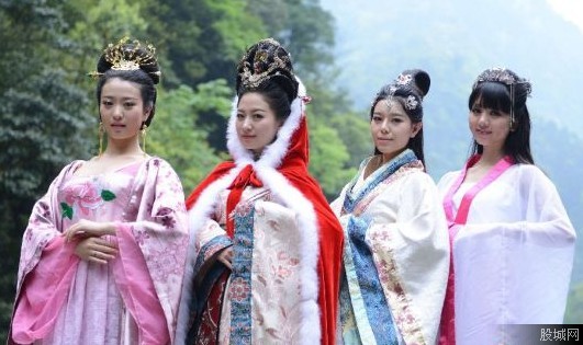 王昭君后裔出演静态电影 "四大美女"诠释中国古典文化