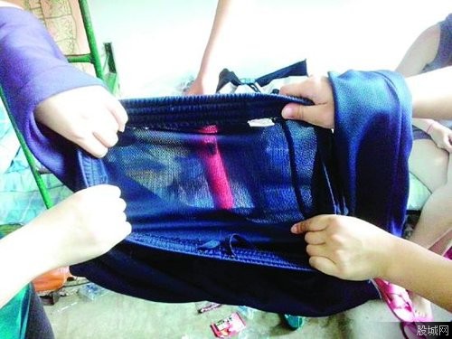 半透明校服内衣若隐若现凉快不能成为校方有力的借口