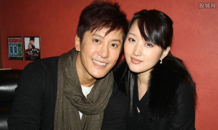 很多人都会问杨钰莹结婚了吗,老公是谁?