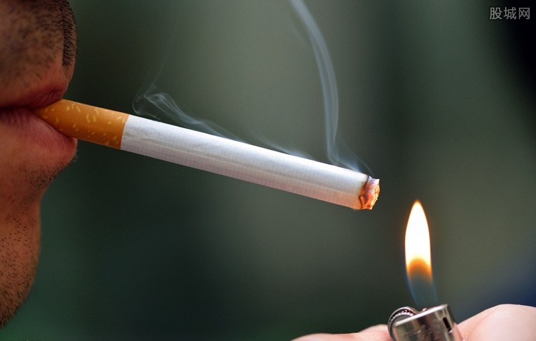 抽烟时香烟突爆炸 香烟里的爆炸物到底哪来的_股城热点