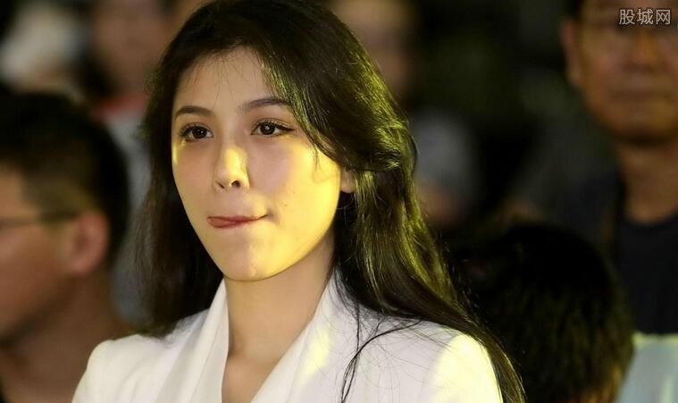 葛天是富二代吗 葛天背景身世疑云重重