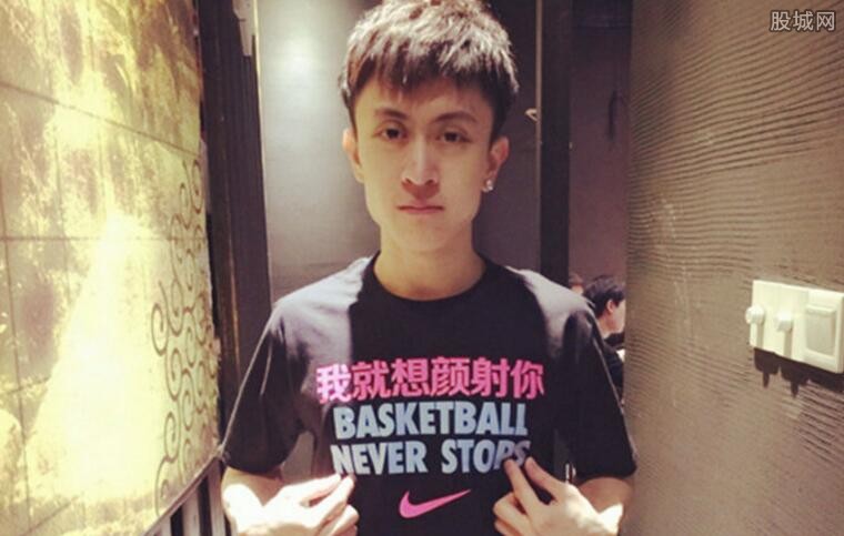 秦奋king背景 超级富二代背景究竟如何?