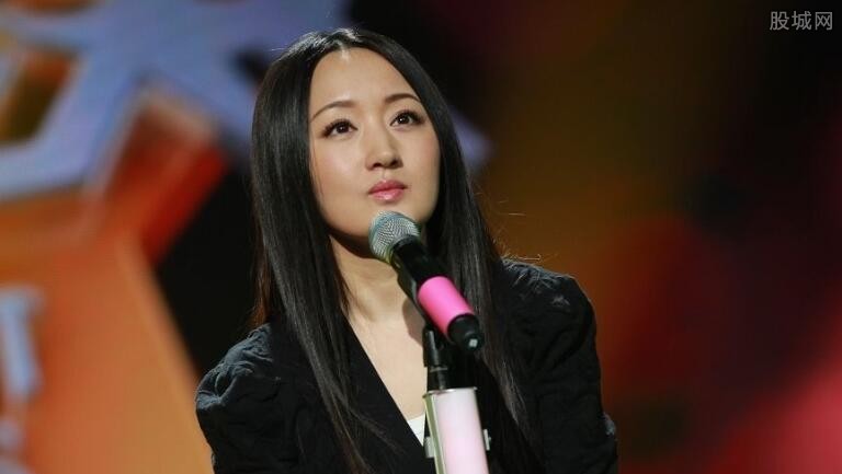 杨钰莹个人资料介绍 一代歌坛玉女杨钰莹的音乐人生