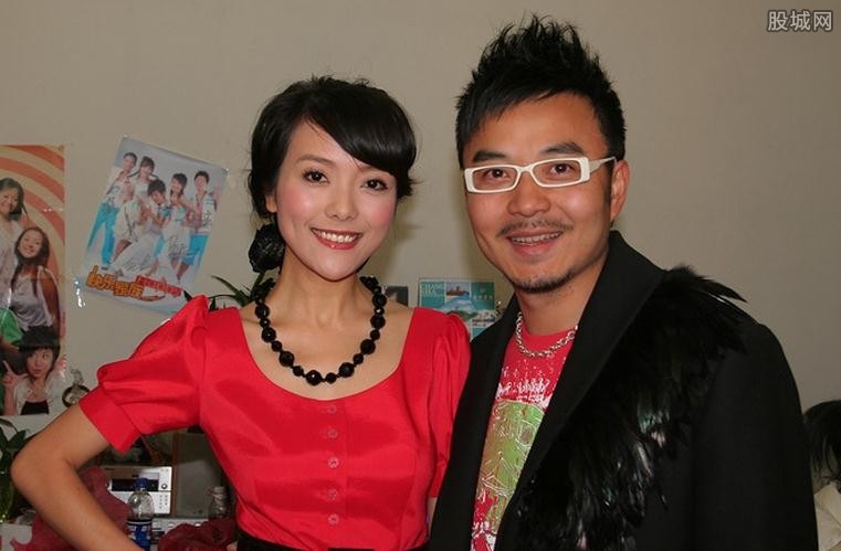 等节目,现主持《天天向上》,大家都知道汪涵老婆是杨乐乐,两人于2010