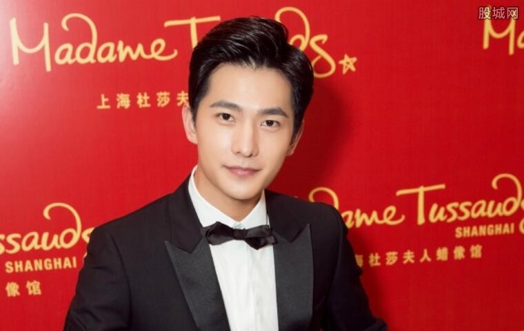 杨洋入驻上海蜡像馆 杨洋的身高是多少