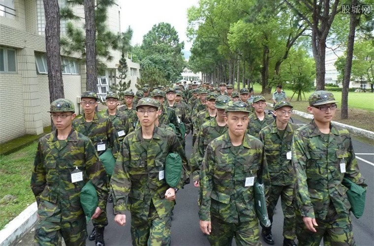 台湾游戏高手可免服兵役 以电竞专长替代