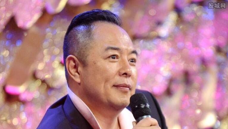 张铁林坐床是怎么回事 皇阿玛成活佛转世的真相