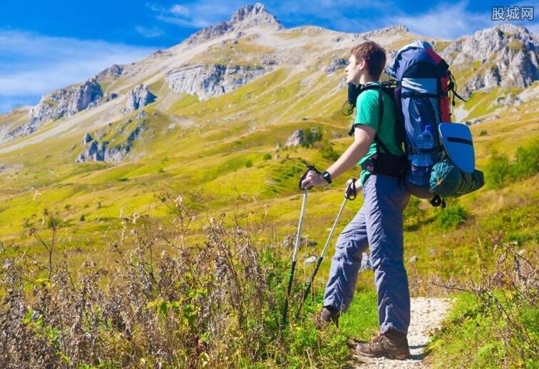20多名登山爱好者穿越秦岭失联 2人遇难