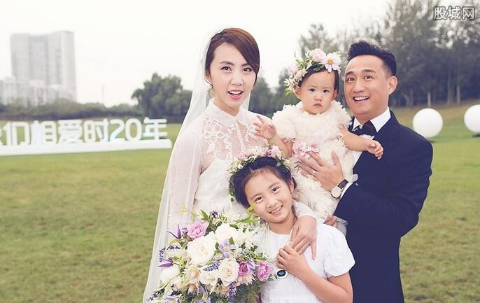 黄磊妻子孙莉生下第三胎 多多又有弟弟妹妹了