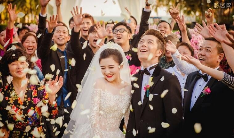 老婆婚纱_婚纱图片唯美(3)