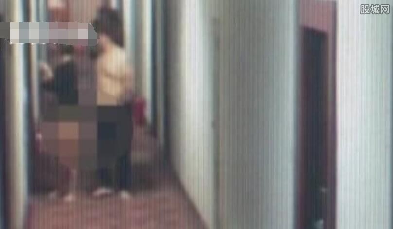 看女人脱完内衣的视频_美女内衣内裤半脱图片(2)