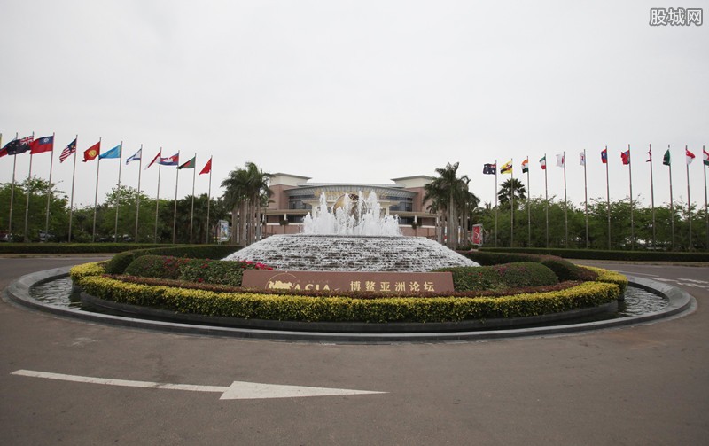 李小琳参加博鳌论坛