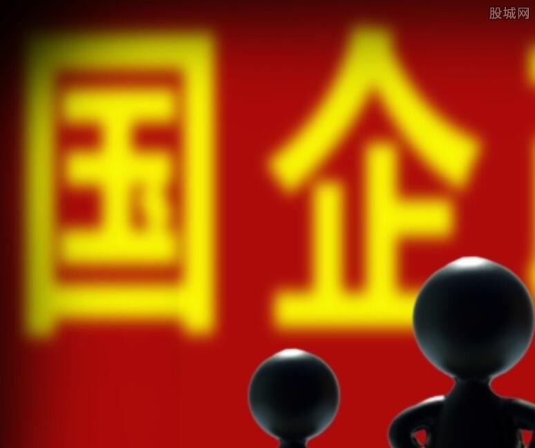 再现国企老总做官