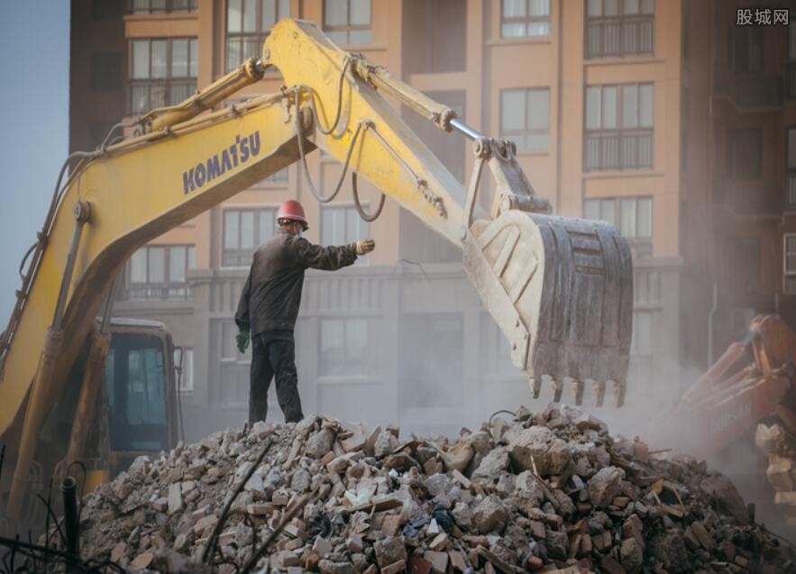 全力抢救地震被困人员
