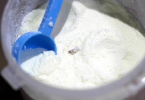 雅培奶粉被曝致女婴性早熟 专家医生证实