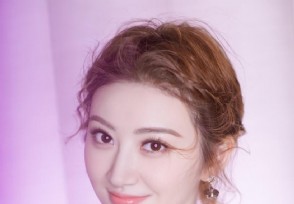 《新妈妈再爱我一次》：演妈妈没经验 景甜找感觉
