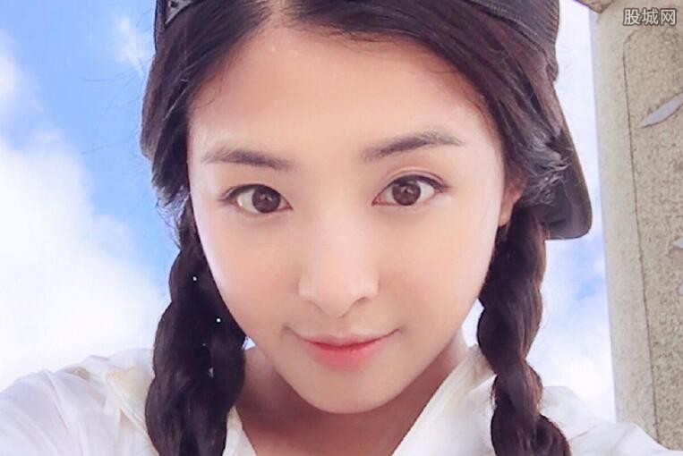 张含韵被潜规则