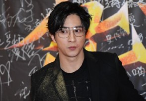 薛之谦跟乌龟掐架显逗比 说一说薛之谦坎坷的音乐路