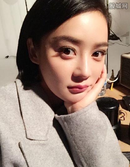 袁姗姗整容前后照片