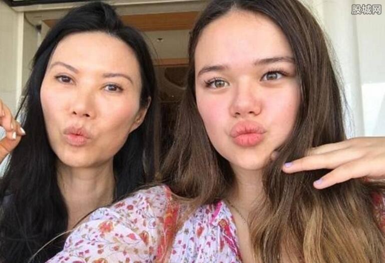 邓文迪离婚分了多少钱
