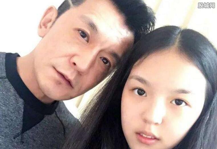 李咏与女儿