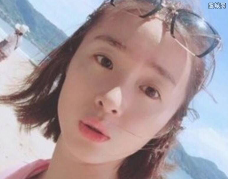 胡冰卿和杨洋结婚照
