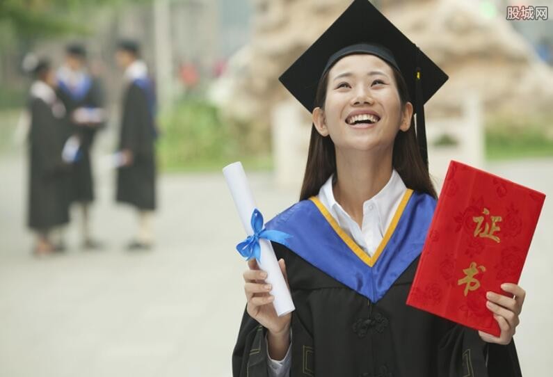 博士被撤学位起诉