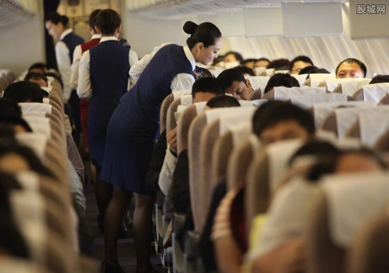 和空姐同居的日子