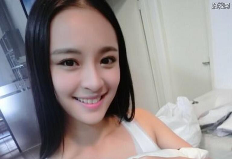 李莎旻子家境