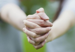 朱莉离婚后再被曝新恋情 新男友竟然是前夫
