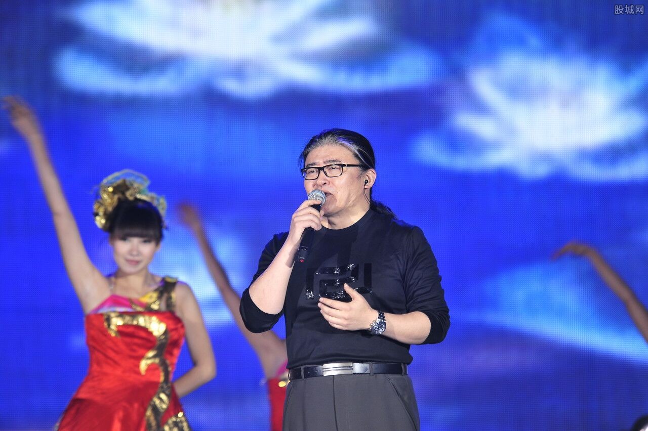 刘欢自曝与妻闪婚经历
