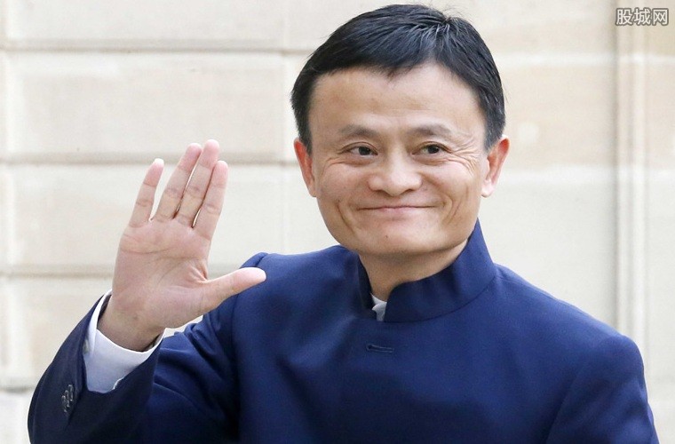 马云