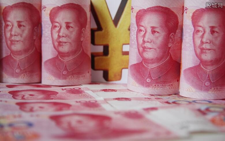公务员涨工资