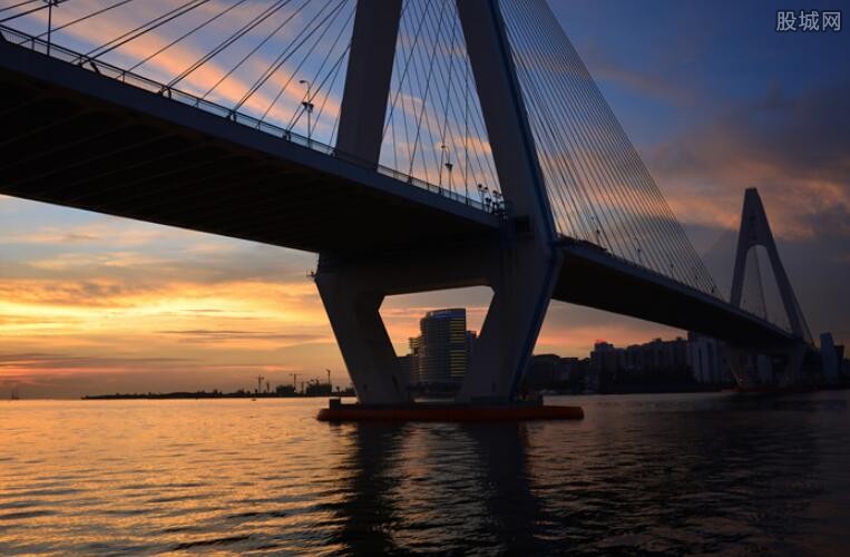 超级大桥即将建成
