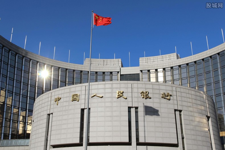 中国人民银行有哪些职责？在哪一年成立