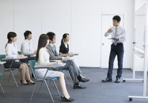 中策集团是做什么的？和恒大什么关系