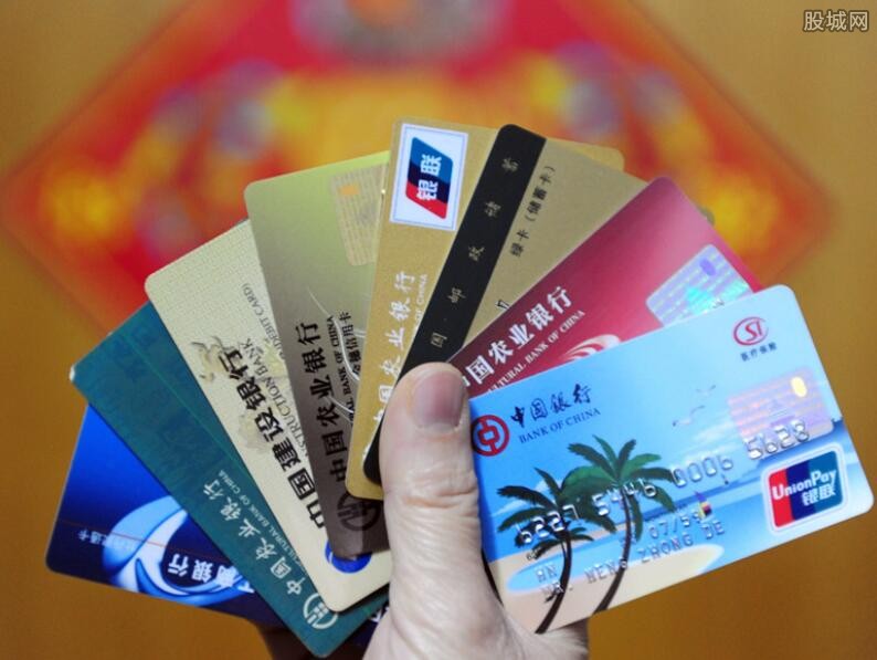 加油最划算的信用卡有哪些？这三种卡优惠最多
