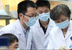 北京在院诊断新冠感染者数量下降 发热门诊就诊量攀升